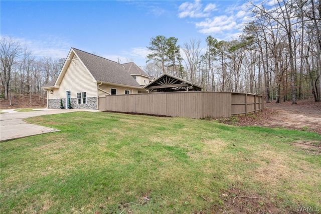 11648 Knollwood Road, Northport, AL 35475