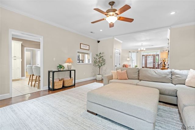 11648 Knollwood Road, Northport, AL 35475