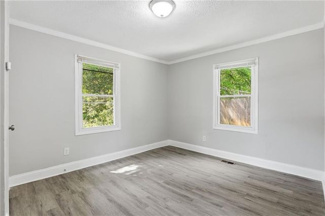 215 Moreland Way, Atlanta, GA 30354