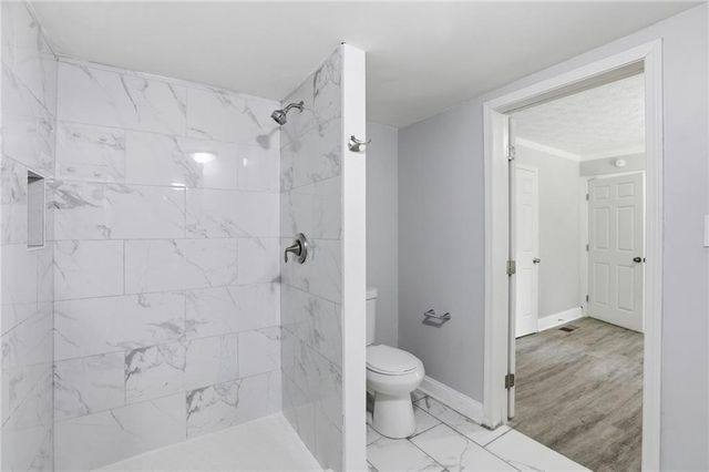 215 Moreland Way, Atlanta, GA 30354