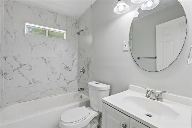 215 Moreland Way, Atlanta, GA 30354
