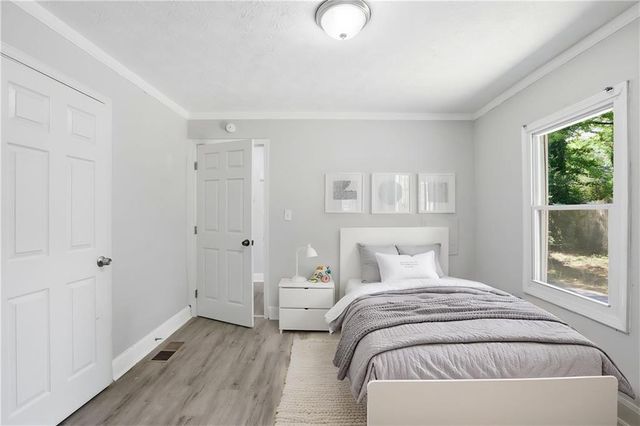215 Moreland Way, Atlanta, GA 30354