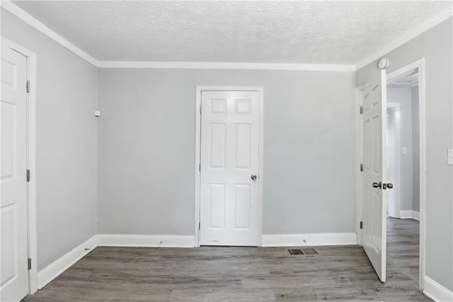 215 Moreland Way, Atlanta, GA 30354