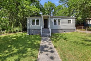 215 Moreland Way, Atlanta, GA 30354