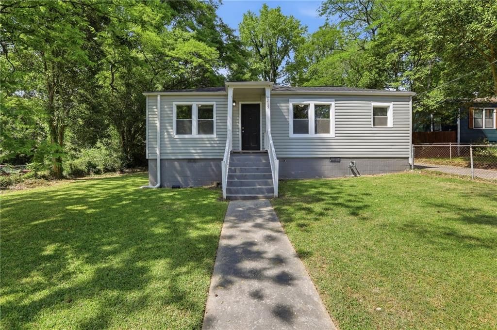 215 Moreland Way, Atlanta, GA 30354