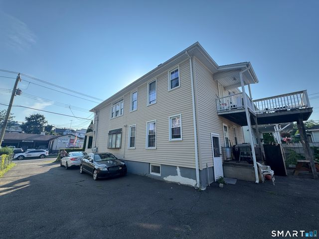 810 Lindley Street, Bridgeport, CT 06606