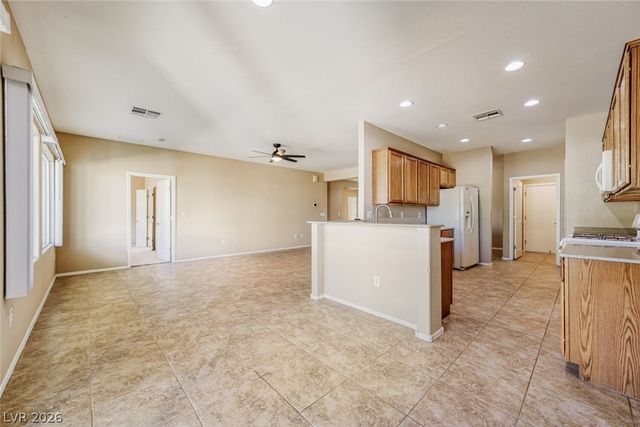 7661 Broadwing Drive, North Las Vegas, NV 89084