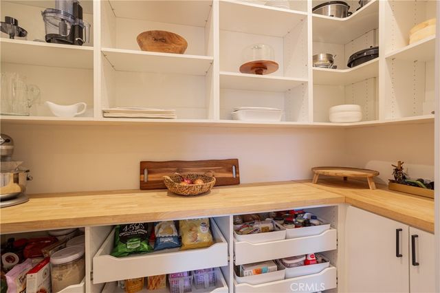 1756 Voorhees Avenue, Manhattan Beach, CA 90266