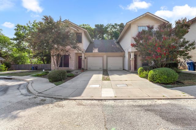 6210 W Jolie Ct, San Antonio, TX 78240