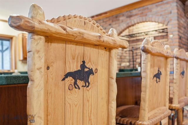 2500 Cottontail Road, Gallatin Gateway, MT 59730