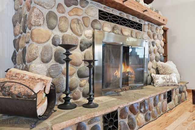 2500 Cottontail Road, Gallatin Gateway, MT 59730