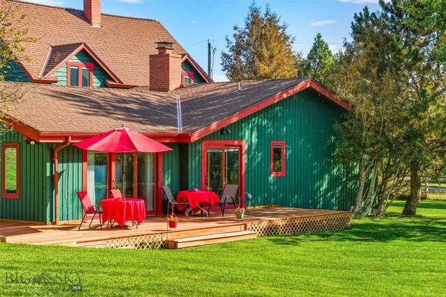 2500 Cottontail Road, Gallatin Gateway, MT 59730