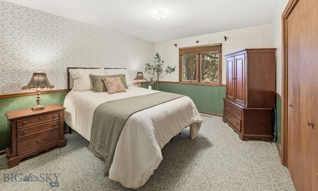 2500 Cottontail Road, Gallatin Gateway, MT 59730