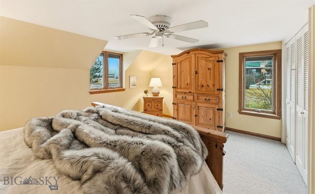 2500 Cottontail Road, Gallatin Gateway, MT 59730