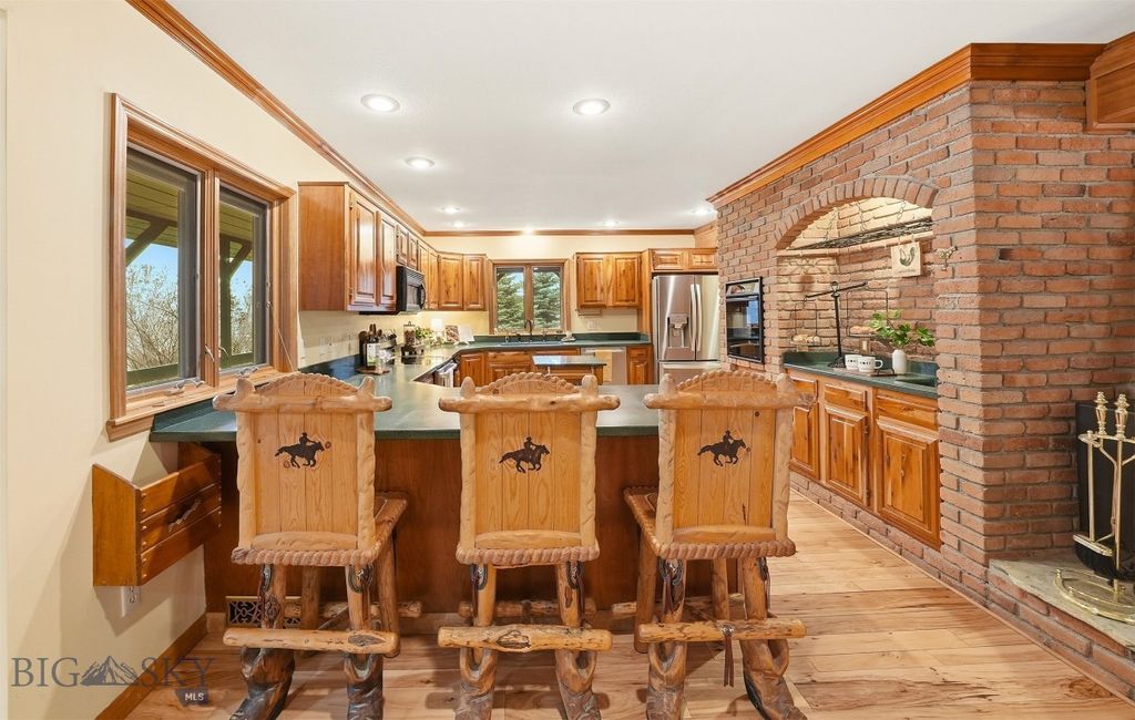 2500 Cottontail Road, Gallatin Gateway, MT 59730 photo 14