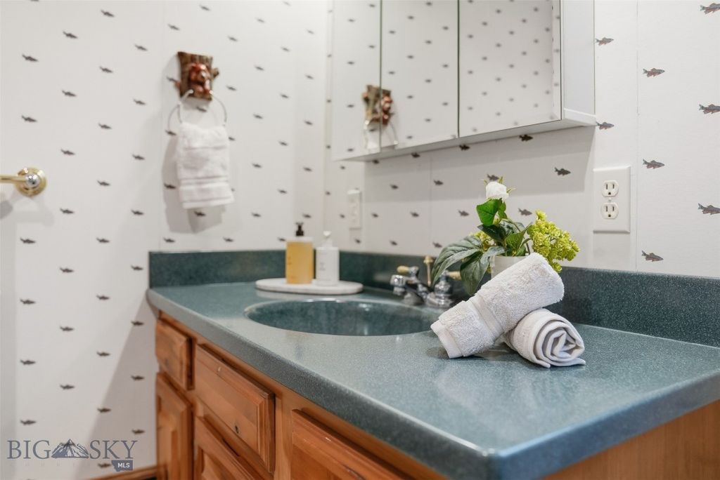 2500 Cottontail Road, Gallatin Gateway, MT 59730 photo 46