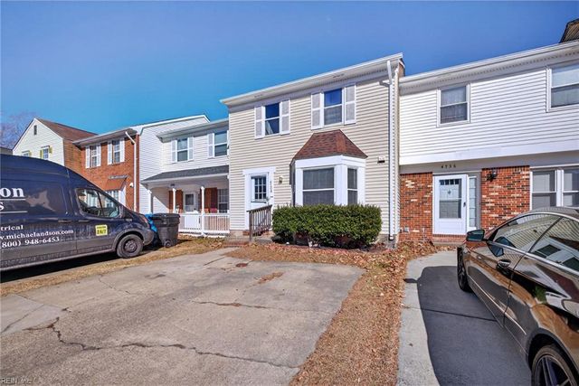 4738 Greenlaw DR, Virginia Beach, VA 23464