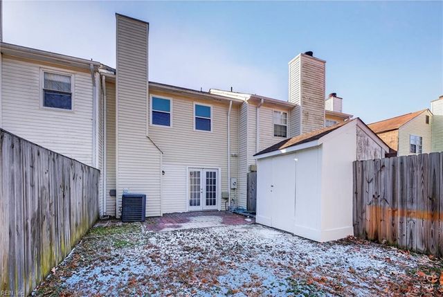 4738 Greenlaw DR, Virginia Beach, VA 23464