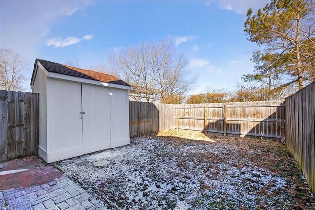 4738 Greenlaw DR, Virginia Beach, VA 23464