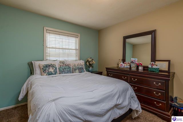 432 Berkley Court, Radcliff, KY 40160