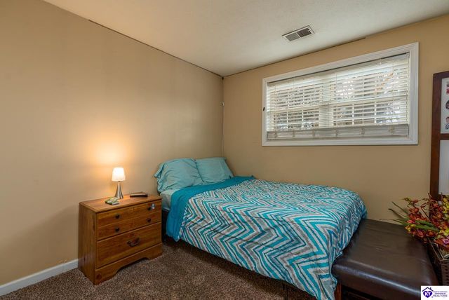 432 Berkley Court, Radcliff, KY 40160