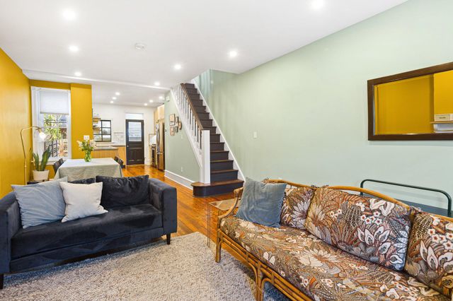 5221 HAZEL AVE, Philadelphia, PA 19143