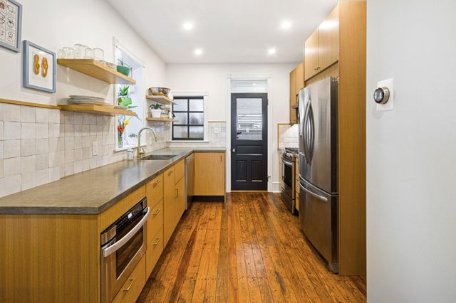 5221 HAZEL AVE, Philadelphia, PA 19143