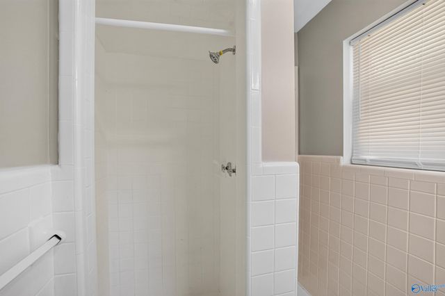 8506 Louis Drive SE, Huntsville, AL 35802