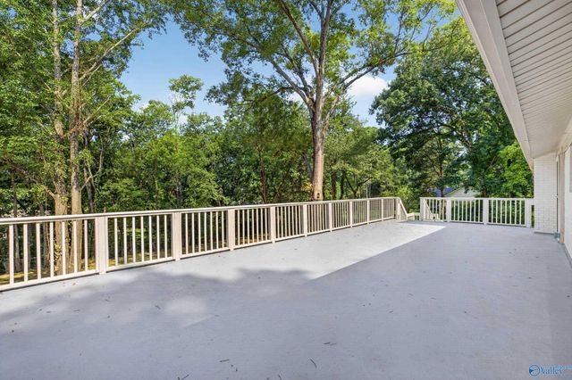 8506 Louis Drive SE, Huntsville, AL 35802