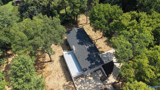 8506 Louis Drive SE, Huntsville, AL 35802