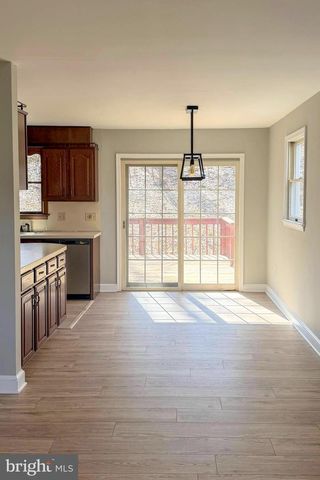 1970 WEISSTOWN RD, Boyertown, PA 19512