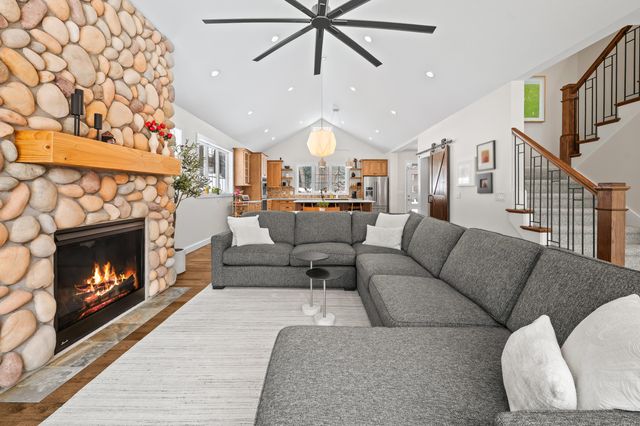 70037 Winding Pines Parkway, Milton Twp, MI 49120