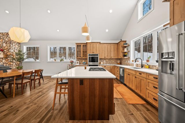 70037 Winding Pines Parkway, Milton Twp, MI 49120