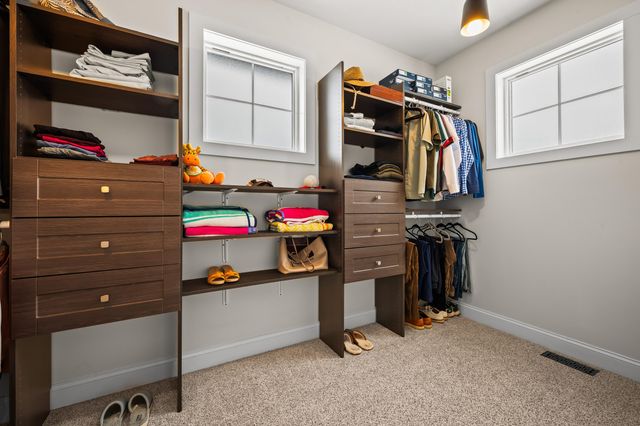 70037 Winding Pines Parkway, Milton Twp, MI 49120