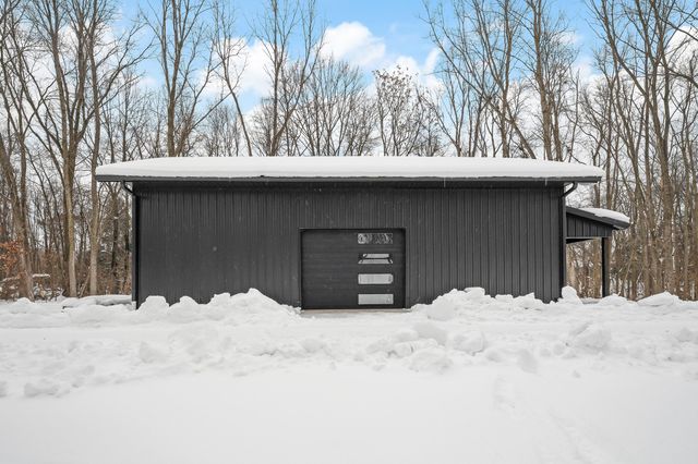 70037 Winding Pines Parkway, Milton Twp, MI 49120