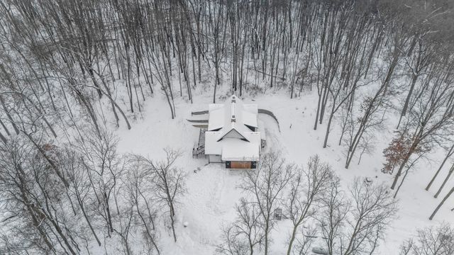 70037 Winding Pines Parkway, Milton Twp, MI 49120