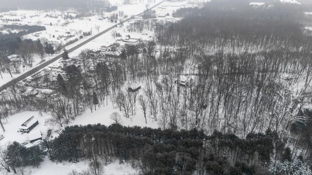 70037 Winding Pines Parkway, Milton Twp, MI 49120