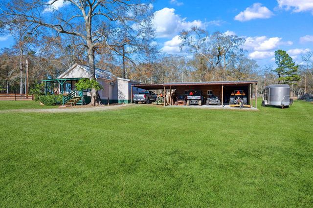 18310 Molk Road, Willis, TX 77378