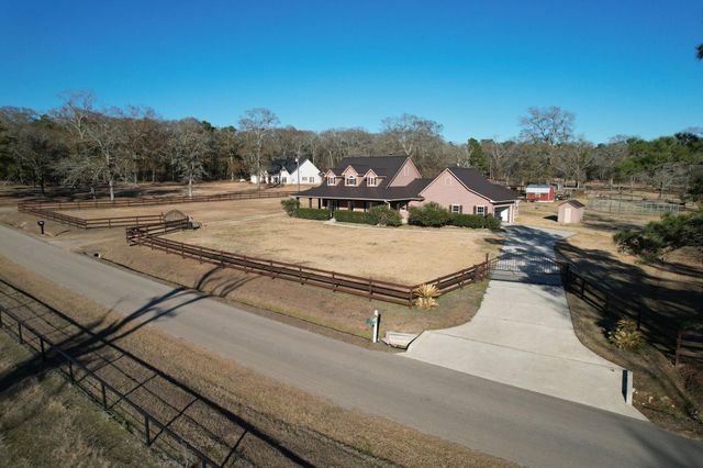 18310 Molk Road, Willis, TX 77378