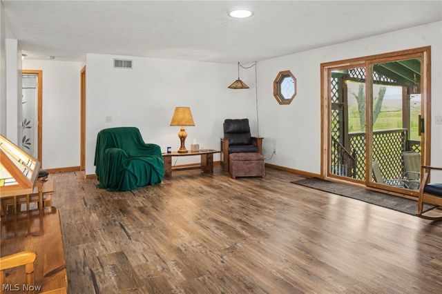 11183 Bloom Road, Garrettsville, OH 44231
