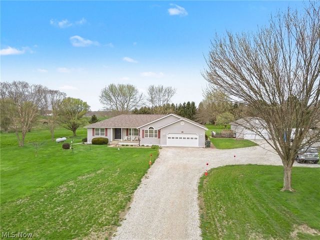 11183 Bloom Road, Garrettsville, OH 44231