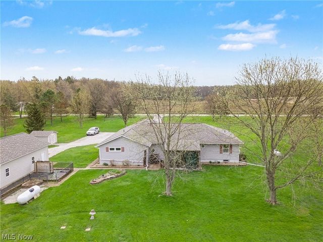 11183 Bloom Road, Garrettsville, OH 44231