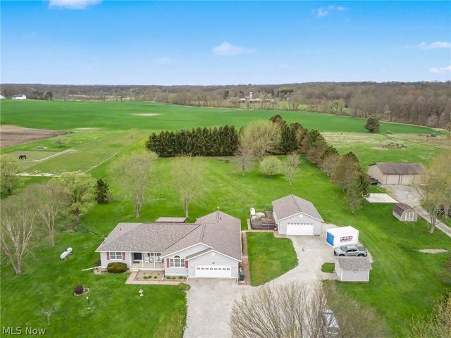 11183 Bloom Road, Garrettsville, OH 44231