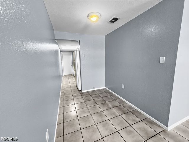 6617 Warwick CIR, Fort Myers, FL 33919