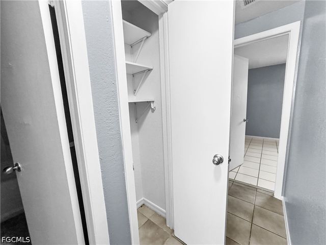 6617 Warwick CIR, Fort Myers, FL 33919