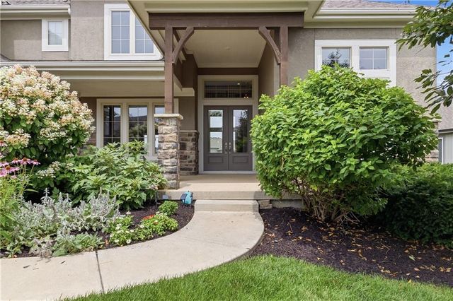 10408 W 172nd Street, Overland Park, KS 66221