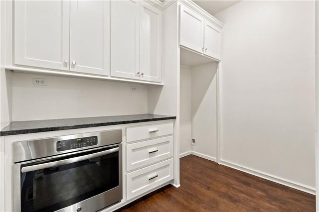 10408 W 172nd Street, Overland Park, KS 66221