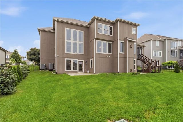 10408 W 172nd Street, Overland Park, KS 66221