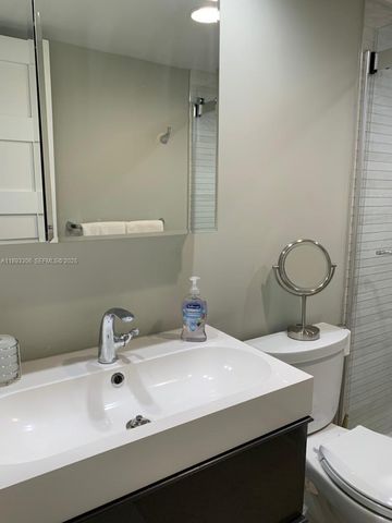3507 Oaks Way 802, Pompano Beach, FL 33069