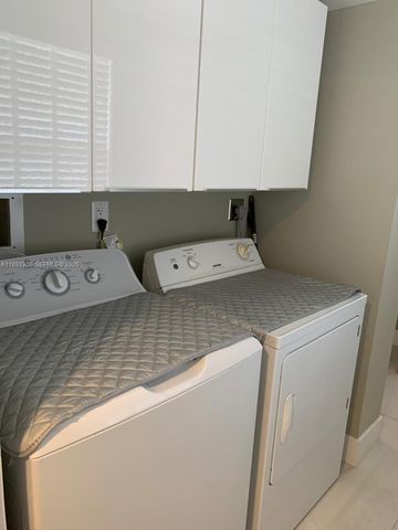3507 Oaks Way 802, Pompano Beach, FL 33069